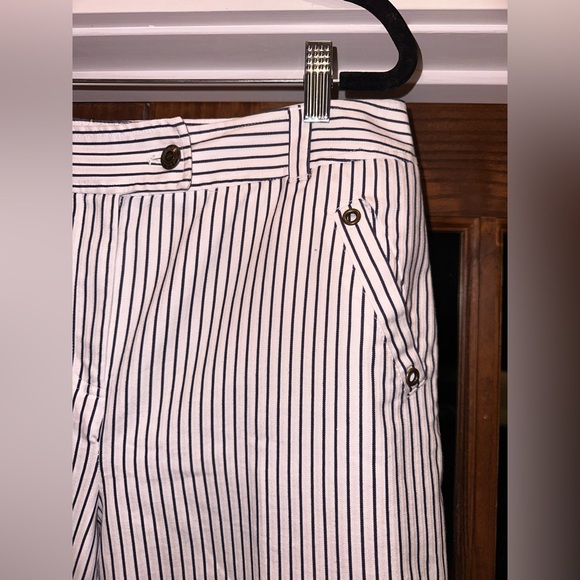 EUC‎ Peck & Peck Weekend Size 10 Women’s Striped White and Black Pants - Picture 4 of 9